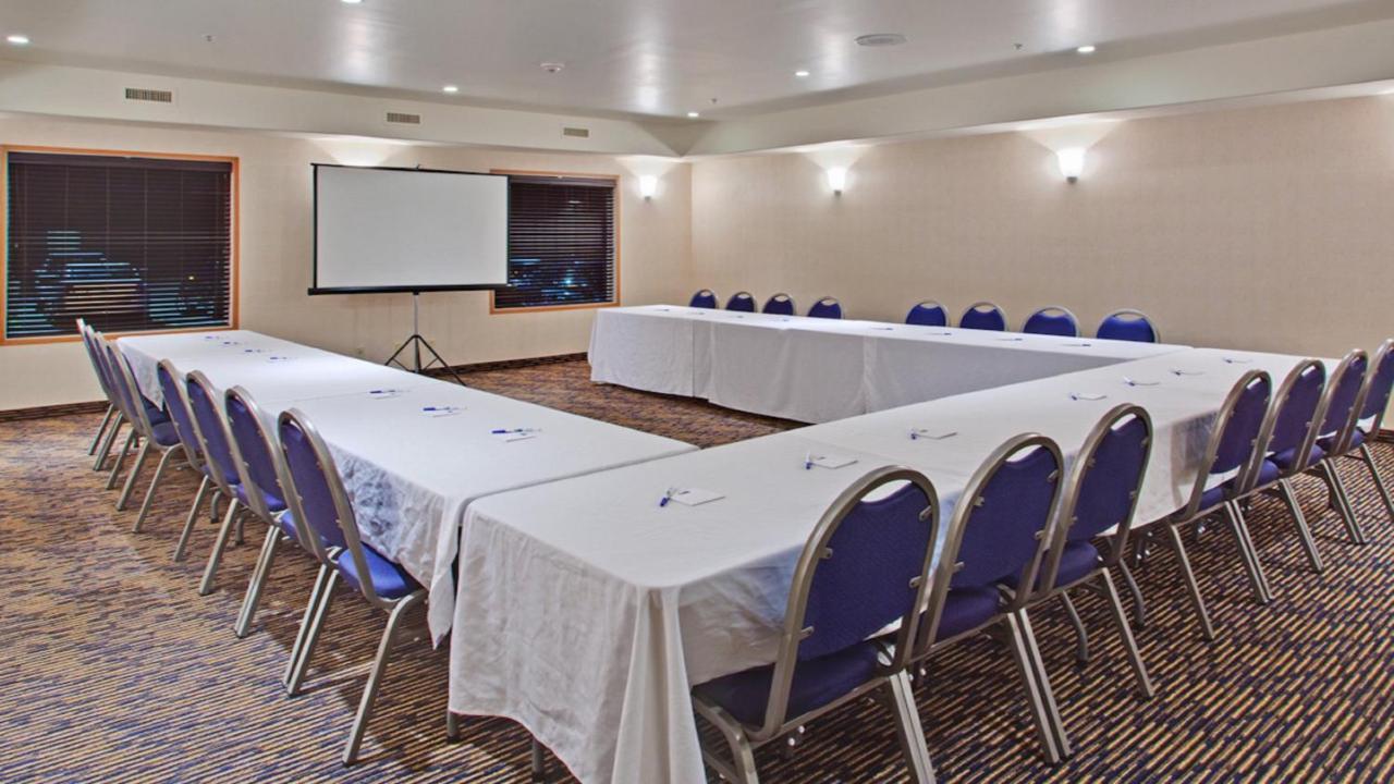 Holiday Inn Express Hotel & Suites Swift Current By Ihg Luaran gambar